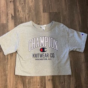 Champion Cropped Tee XS